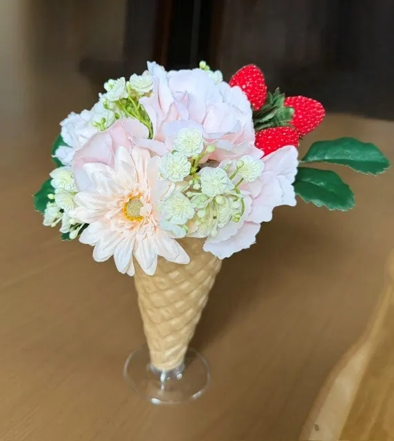 花育教室「お花でソフトクリームを作ろう」