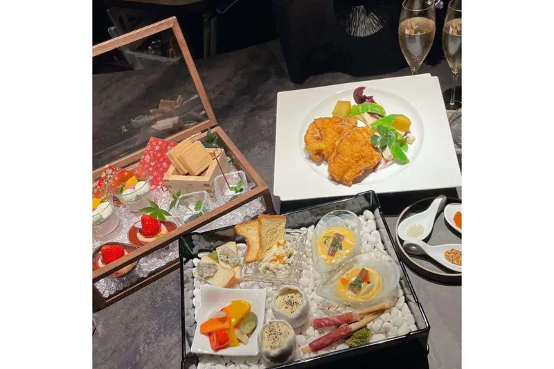 【女子会ナイトハイティー】料理やスイーツを堪能【ホテル＆レジデンス六本木】_1