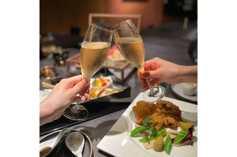 【女子会ナイトハイティー】料理やスイーツを堪能【ホテル＆レジデンス六本木】_2