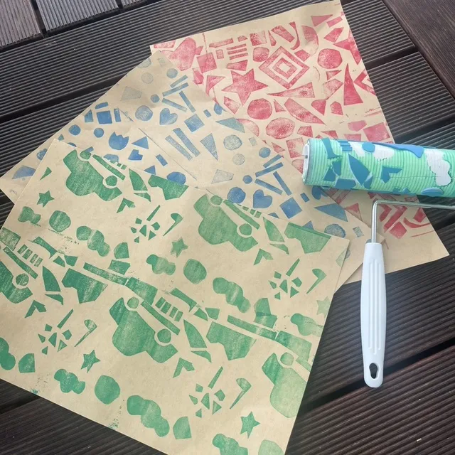 コロコロスタンプでブックカバー作り