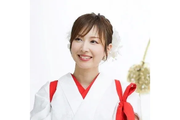 青柳美扇さん（書道家）