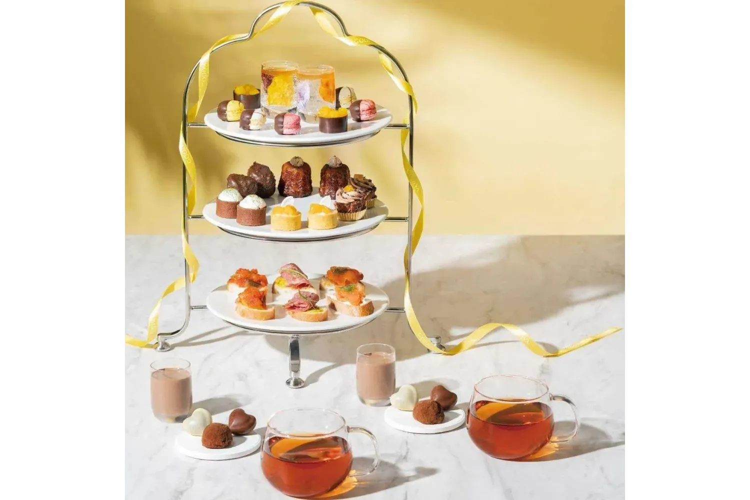 季節のアフタヌーンティーセット☆お好きなリボンを選択【GODIVA cafe