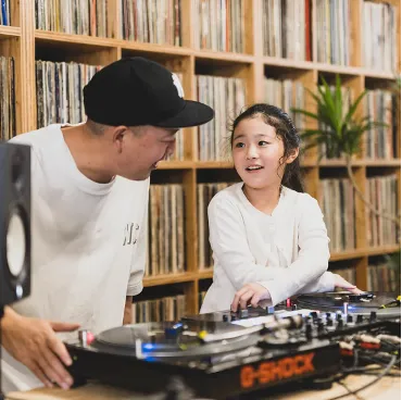 今年初開催のキッズDJスクール。誰でもDJ体験を行えます！