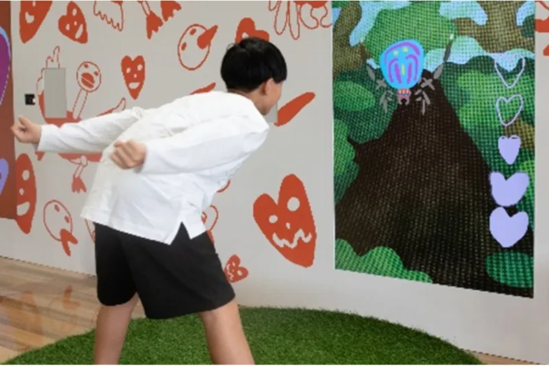 まねして学ぶ進化の不思議「求愛ダンス」