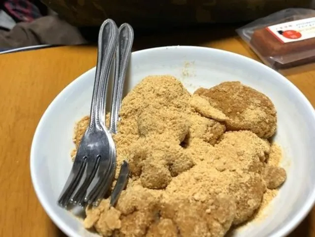 奈良さとやまSUMMERキャンペーン2025！柳生茶屋の手作りわらび餅作り体験