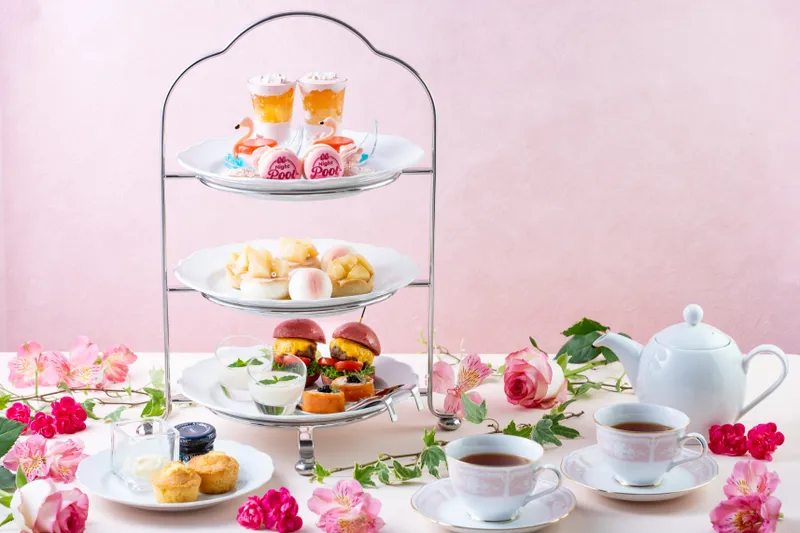 Peach Afternoon Tea ‐Collaboration with CanCam Night Pool‐
