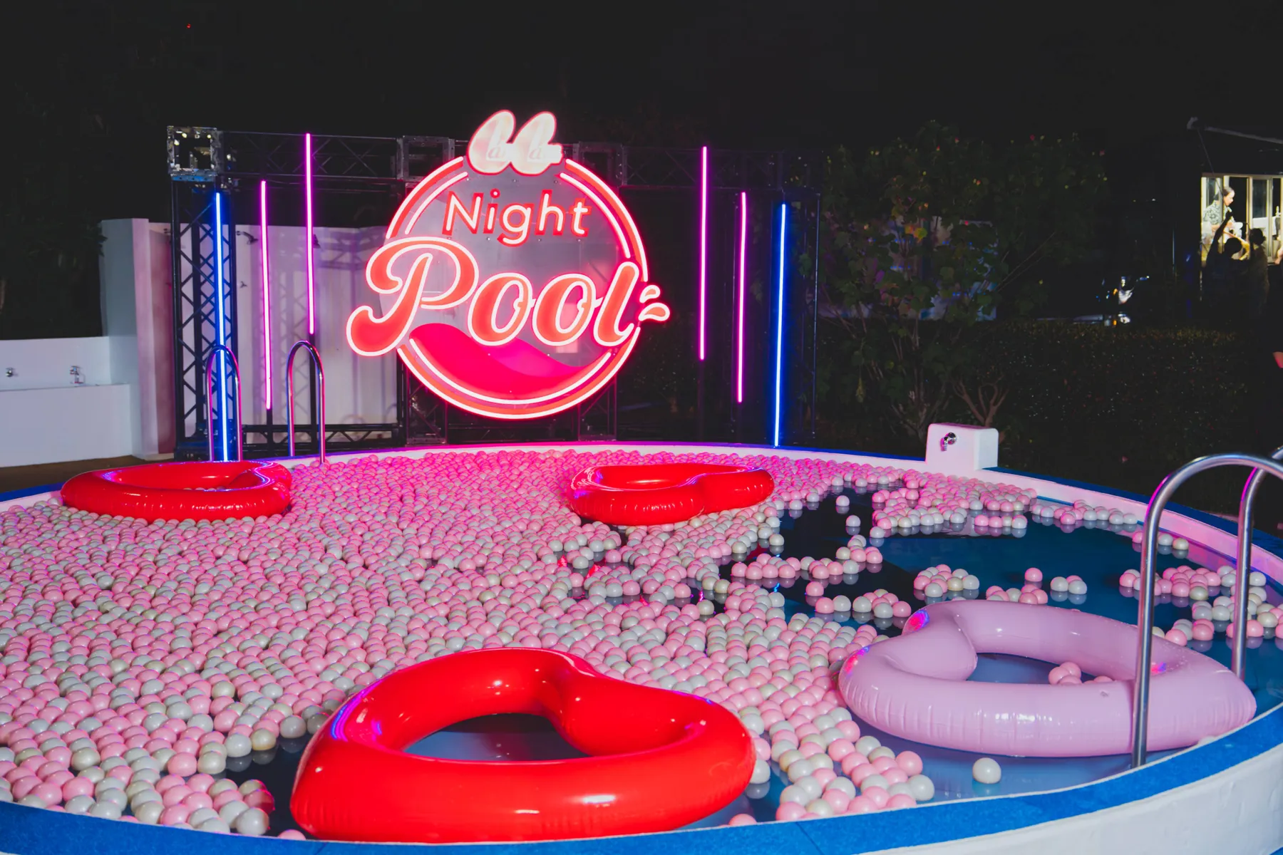 Peach Afternoon Tea ‐Collaboration with CanCam Night Pool‐_8