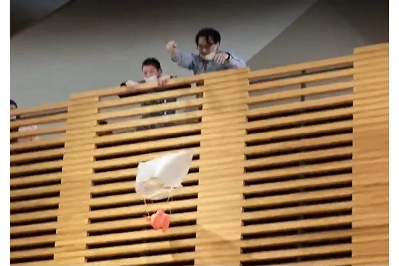 パラシュート作り