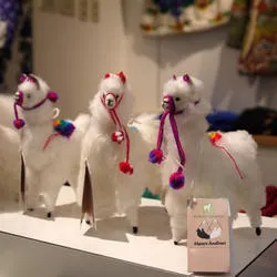 松田イメルダ 手編みアルパカ展