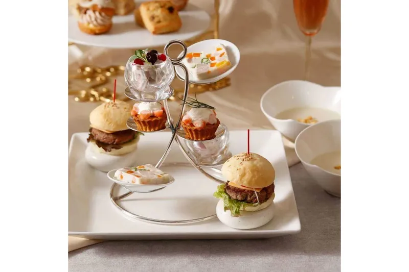 【Xmas2025】スノーホワイトアフタヌーンティー【ホテル インターコンチネンタル 東京ベイ】_2