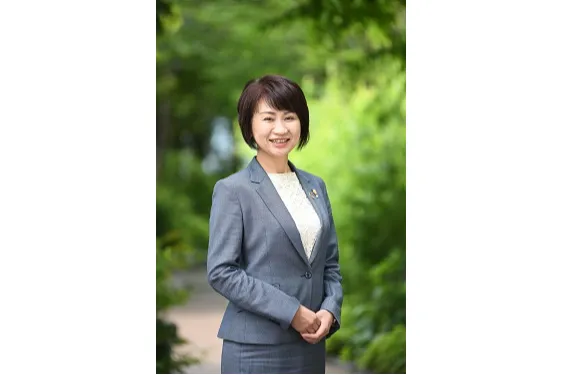 高際 みゆき 豊島区長