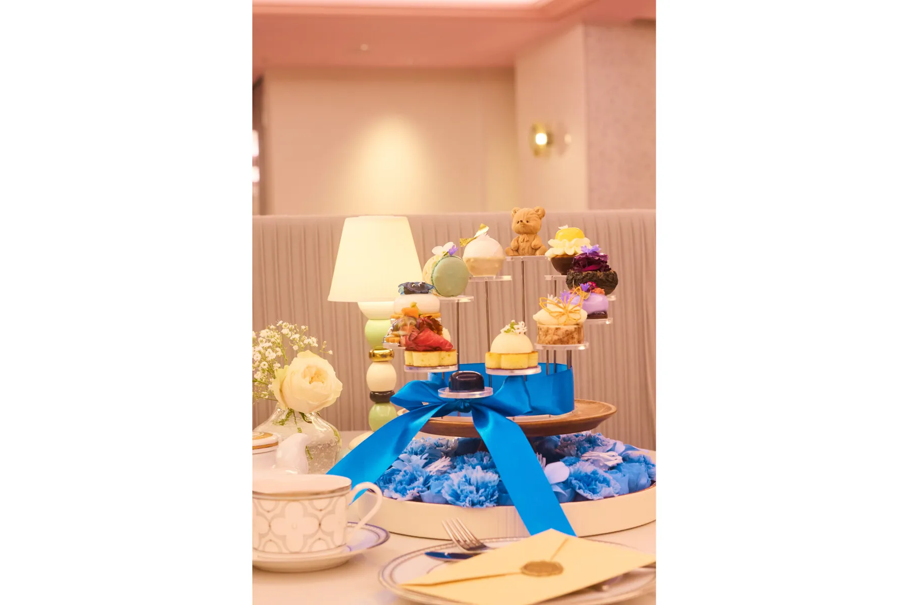 Celestial Blue Ribbon Afternoon Tea【 花と菓子 Puella】_2