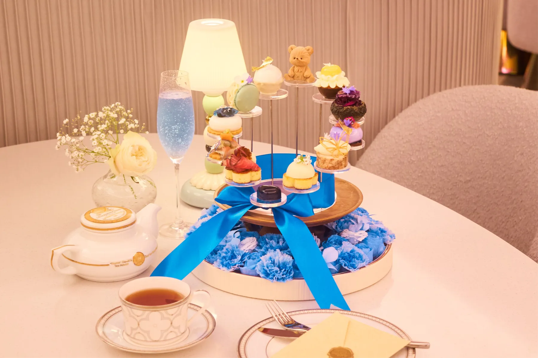 Celestial Blue Ribbon Afternoon Tea【 花と菓子 Puella】_3