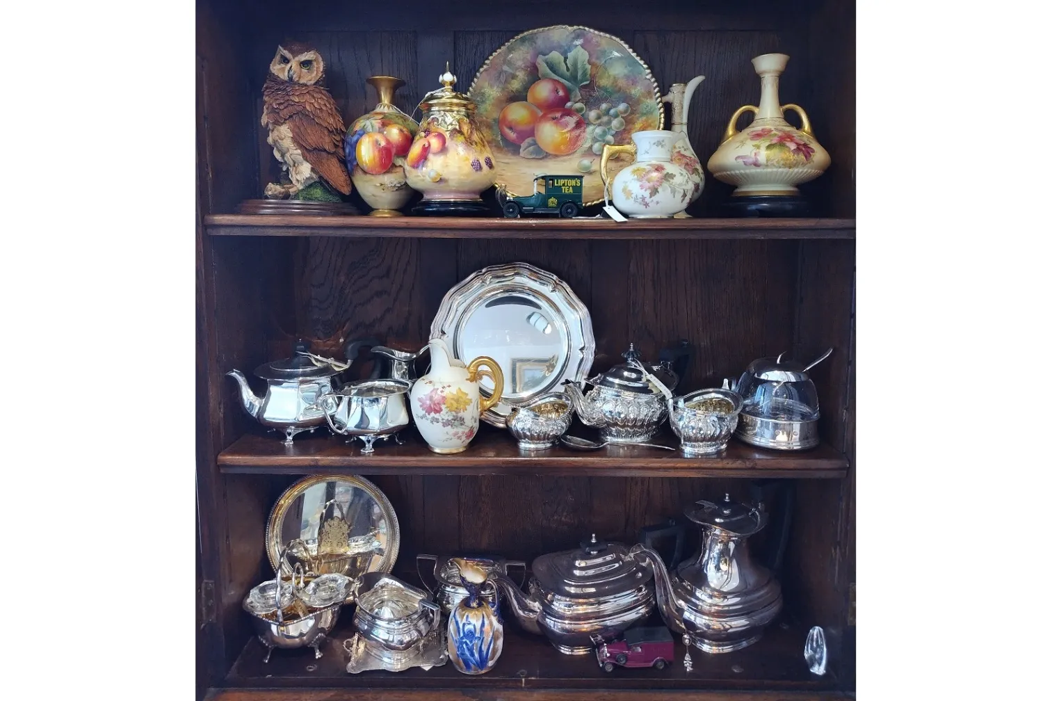 骨董品　アンティーク　レトロ　ヴィンテージ 骨董と雑貨がにぎやかに並ぶ、西蒲区の「古美術たけうち