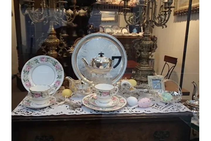 ヴィンテージ 骨董 白磁など3点セット ヴィンテージ 骨董 白磁など3点セット