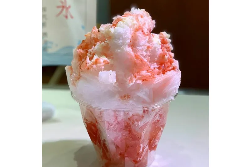 四代目徳次郎　日光天然氷のかき氷とちあいかいちご（1杯）1,001円