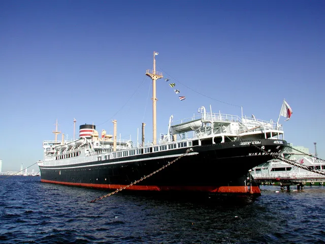 絵画コンクール　我ら海の子展