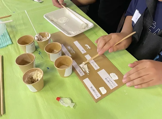 何を混ぜる？絵の具×素材で新しい質感を発見しよう！