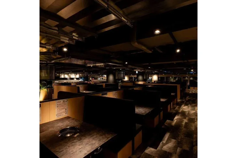 【Xmas2025】伊勢海老&amp;黒毛和牛を贅沢に！焼肉&amp;和洋中ブッフェ【海鮮ブッフェダイニング 銀座八芳 新宿店】_3