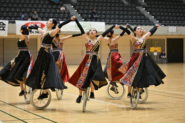 全日本一輪車競技大会　ペア・グループ演技部門