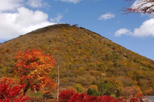 【紅葉・見ごろ】榛名山 榛名湖畔