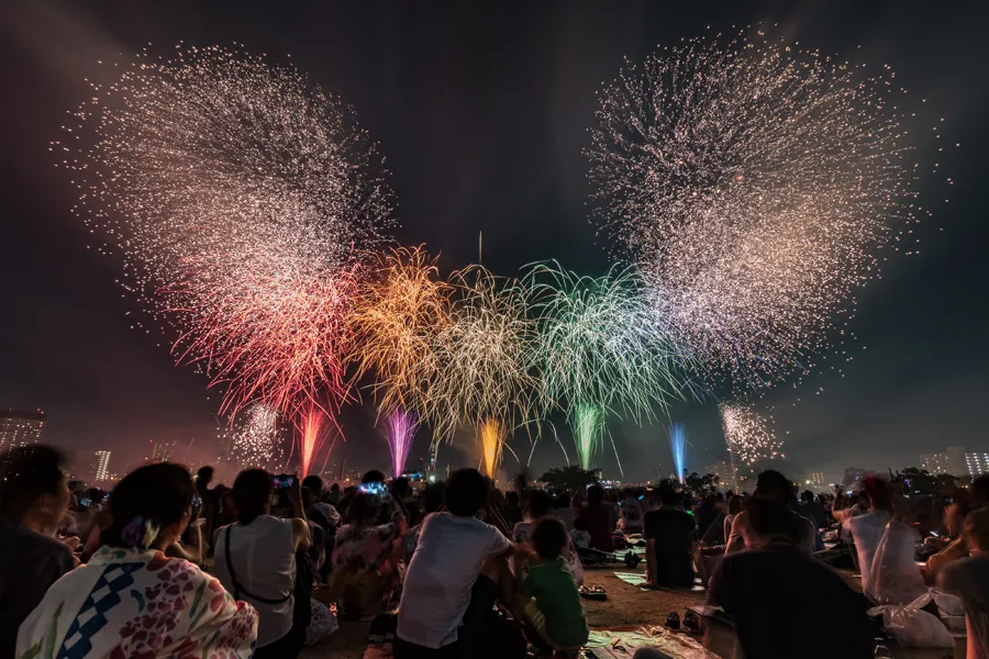 第45回足立の花火大会千住側正面イス席2枚 - 通販 - olgapuri.org