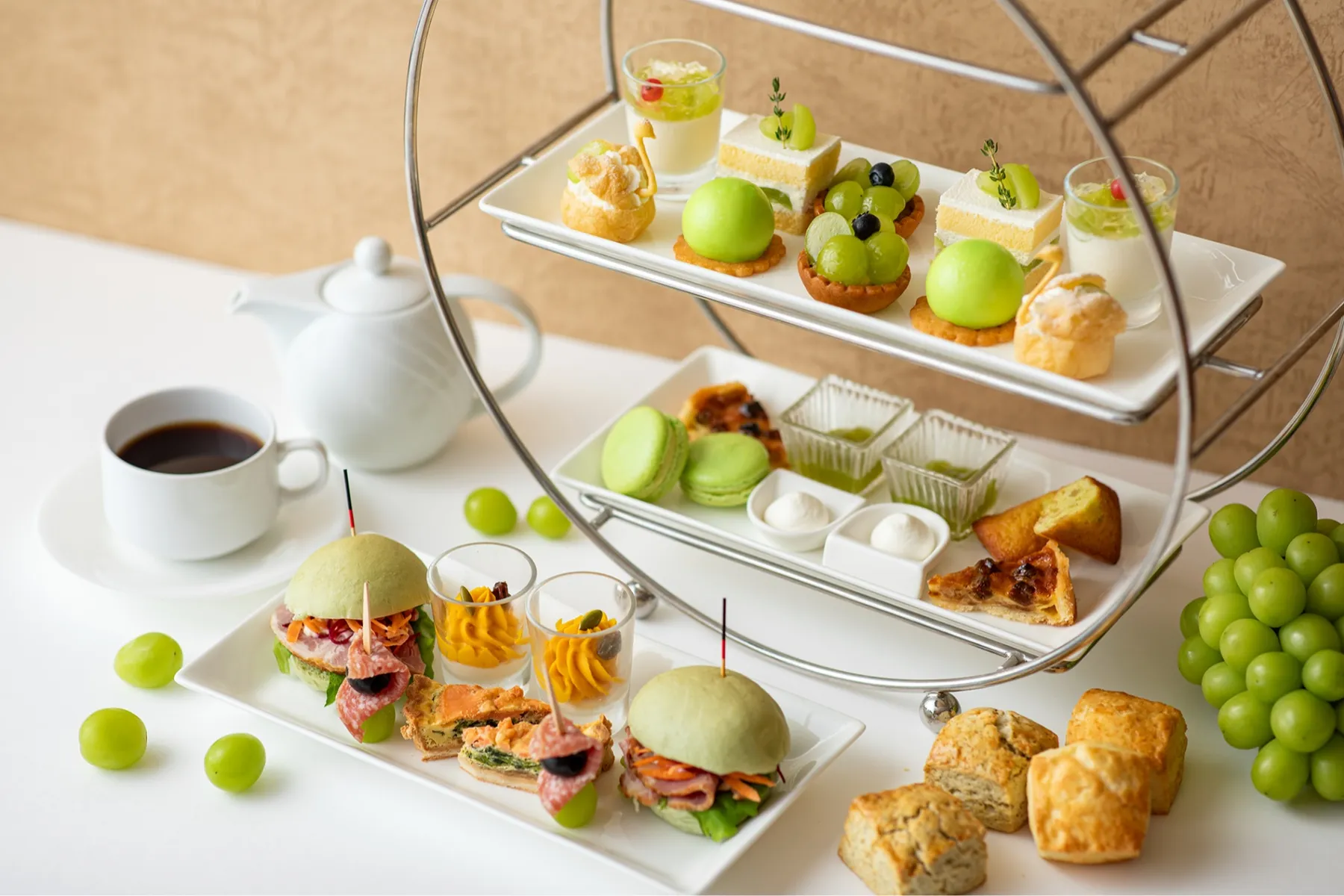 Shine Muscat Afternoon Tea at Odakyu Hotel Century Southern Tower