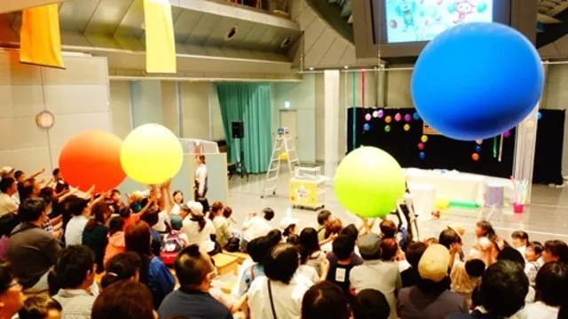 サイエンスショー「ふわふわビューン！空気であそぼう」