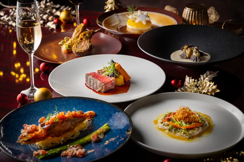 特別なクリスマスを彩るクリスマスランチ・ディナーコース2025【プルマン東京田町】_1