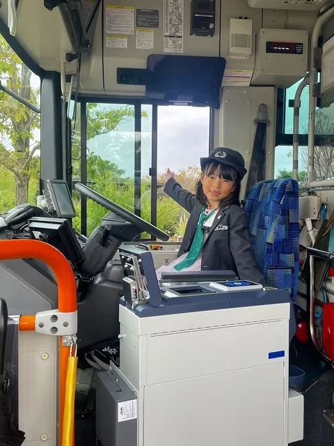 Hanaマルシェタイアップイベントちびっこバス運転士体験＆バスの乗り方講座