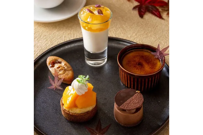 【Afternoon Tea】芳醇な秋の恵みを味わうスイーツとセイボリー【インターコンチネンタル横浜Pier 8】_3