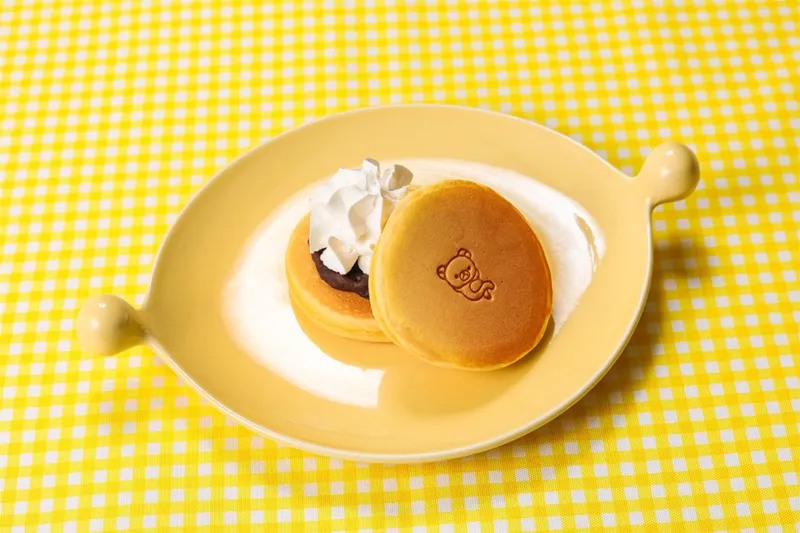 リラックマのあんこクリームホットケーキ　©2026 San-X Co., Ltd. All Rights Reserved.