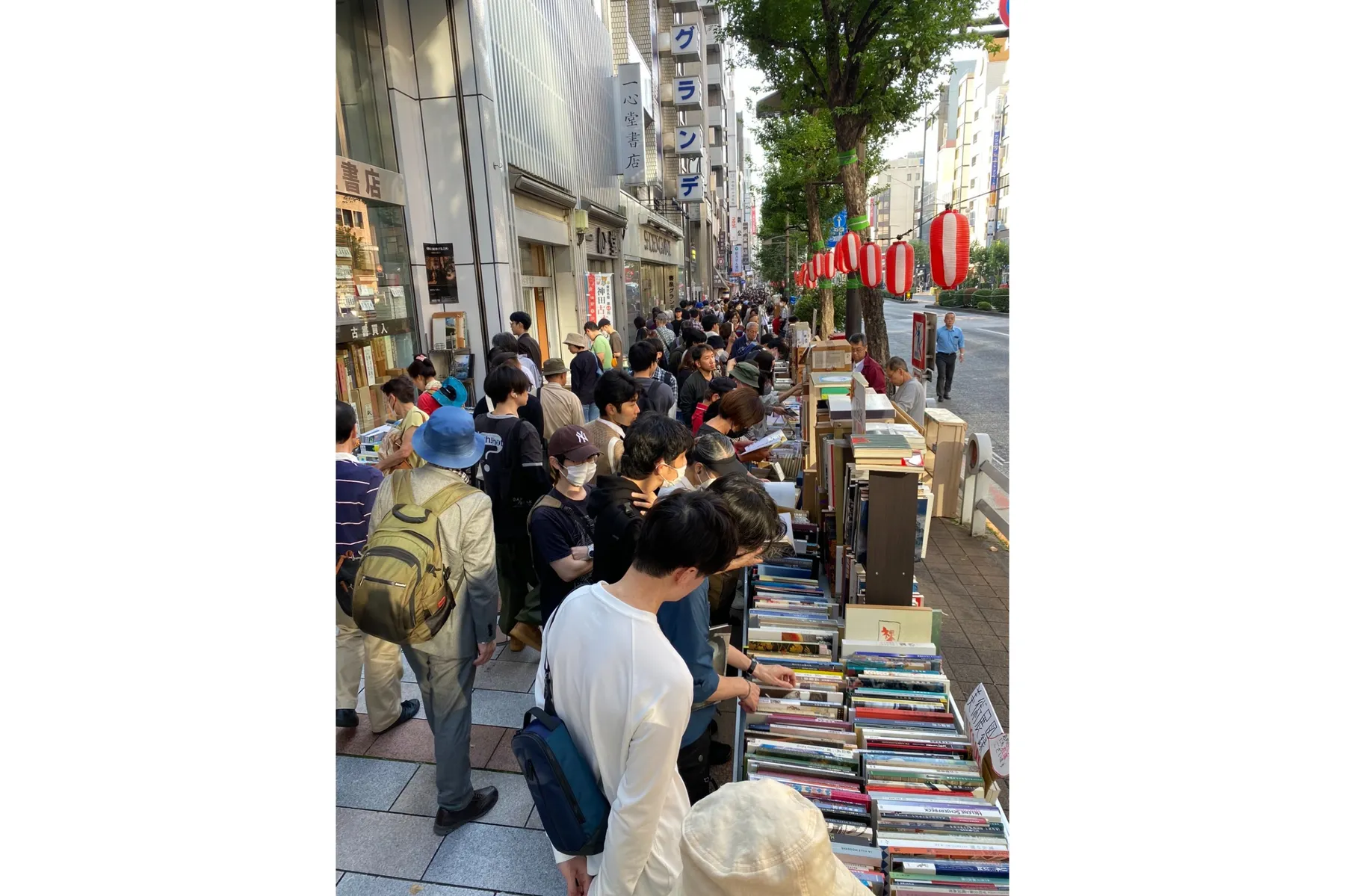 東京名物 神田古本まつり_2