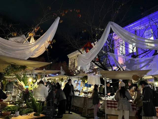 マルシェ・ド・ノエル（クリスマスマーケット）2025