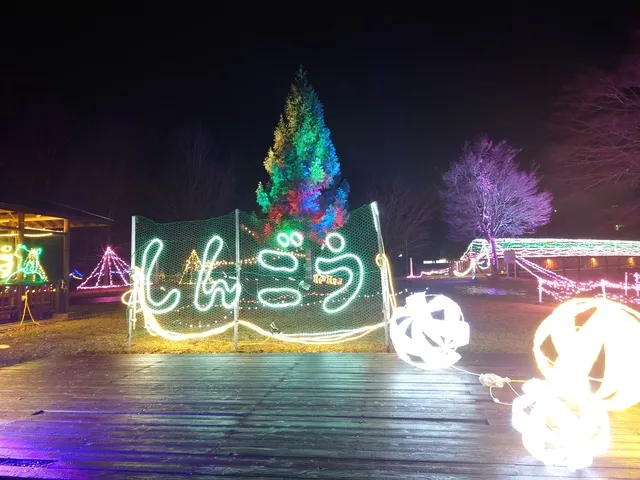 しんごうホワイトイルミネーション