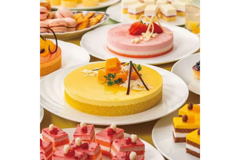 【初夏のスイーツ&amp;ランチブッフェ】ローストポークやケーキなど【ホテル イースト21東京 ～オークラ ホテルズ＆リゾーツ～】_2