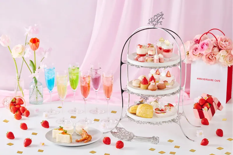 Strawberry Celebration アフタヌーンティー(推し活ドリンク1杯付き)
