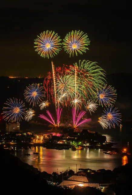 福山鞆の浦弁天島花火大会