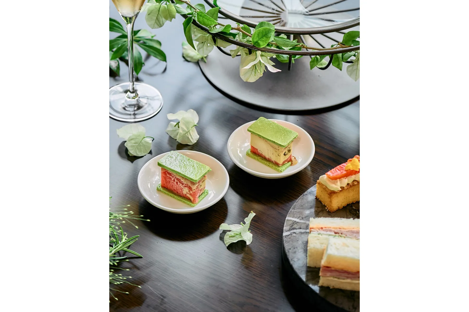 ピエール・エルメ・パリ Jardin de Fruits（ジャルダン・ド・フリュイ）果実のアフタヌーンティー【ハイアット リージェンシー 東京】_3
