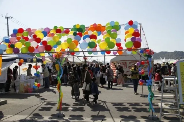 長与シーサイドマルシェ