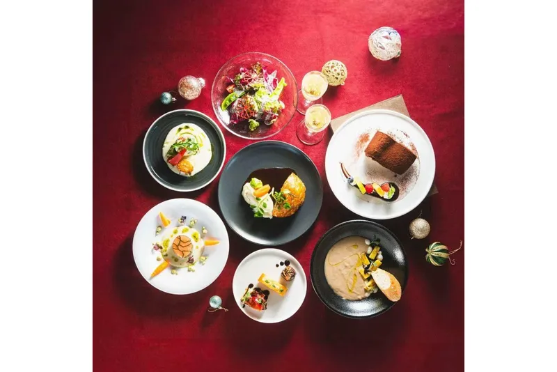 【クリスマス限定スペシャルディナー】豪華コース全8皿【スラッシュカフェアンドバー 川崎 （slash cafe ＆ bar 川崎）】_2