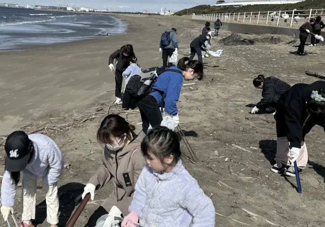 幕張の浜ビーチクリーン（4月）
