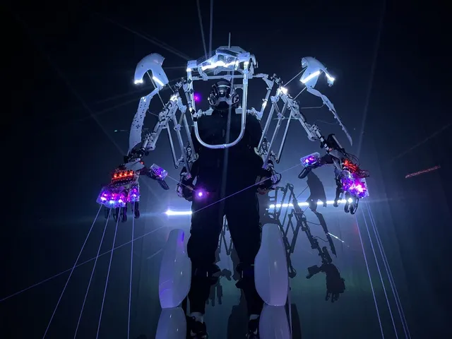 ダ・ヴィンチのロボット ― 影に宿る意志
