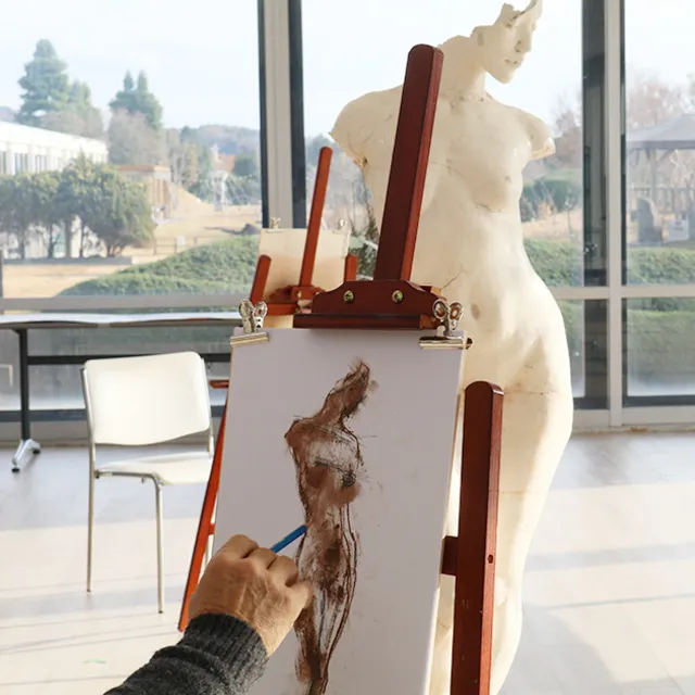 日展作家が教えるアート教室「デッサン」（3月）