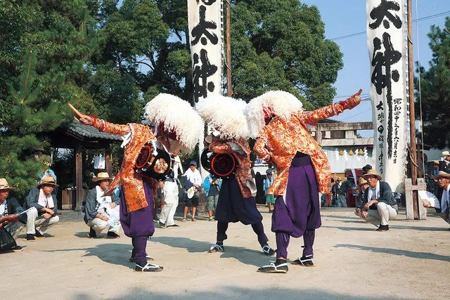 御馬祭礼　笹踊り・七福神踊り