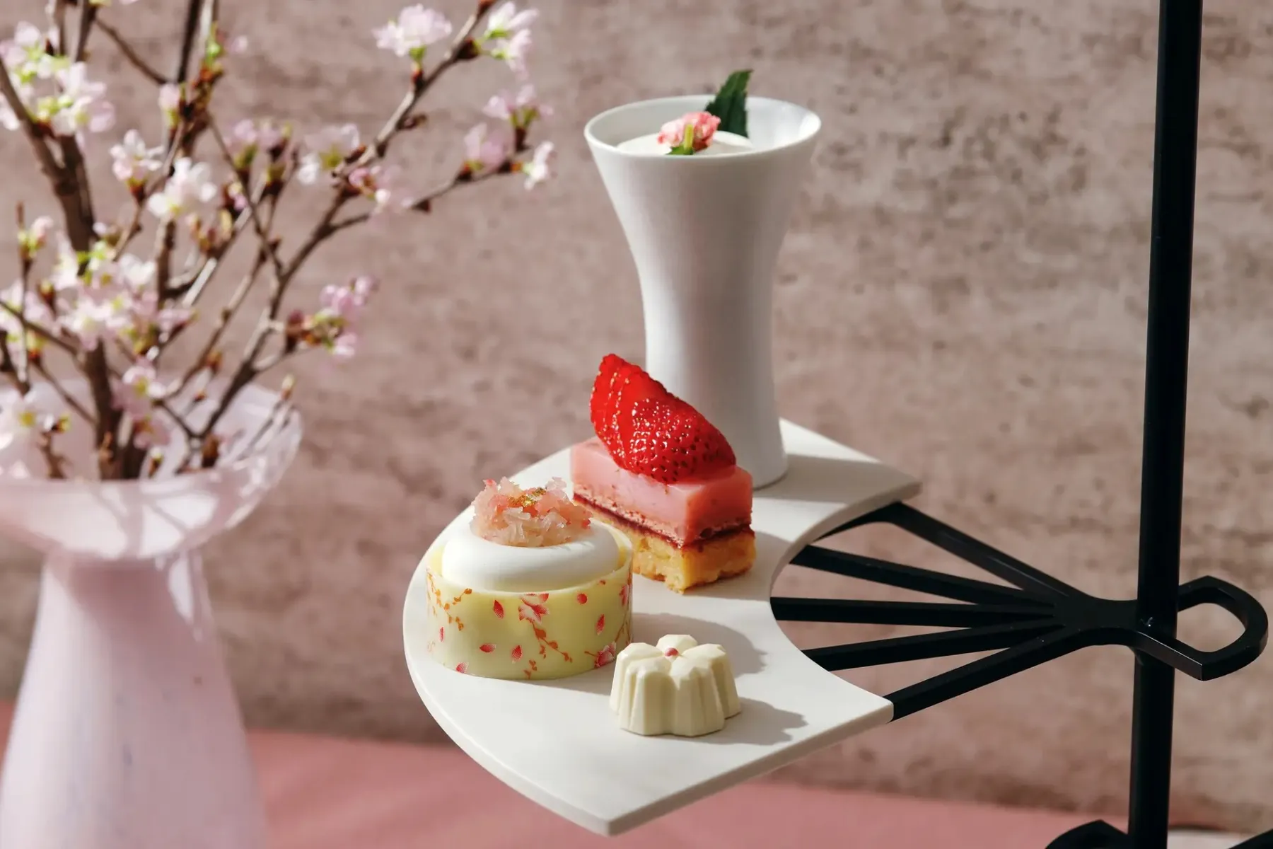 さくらアフタヌーンティー【ホテル雅叙園東京】_2