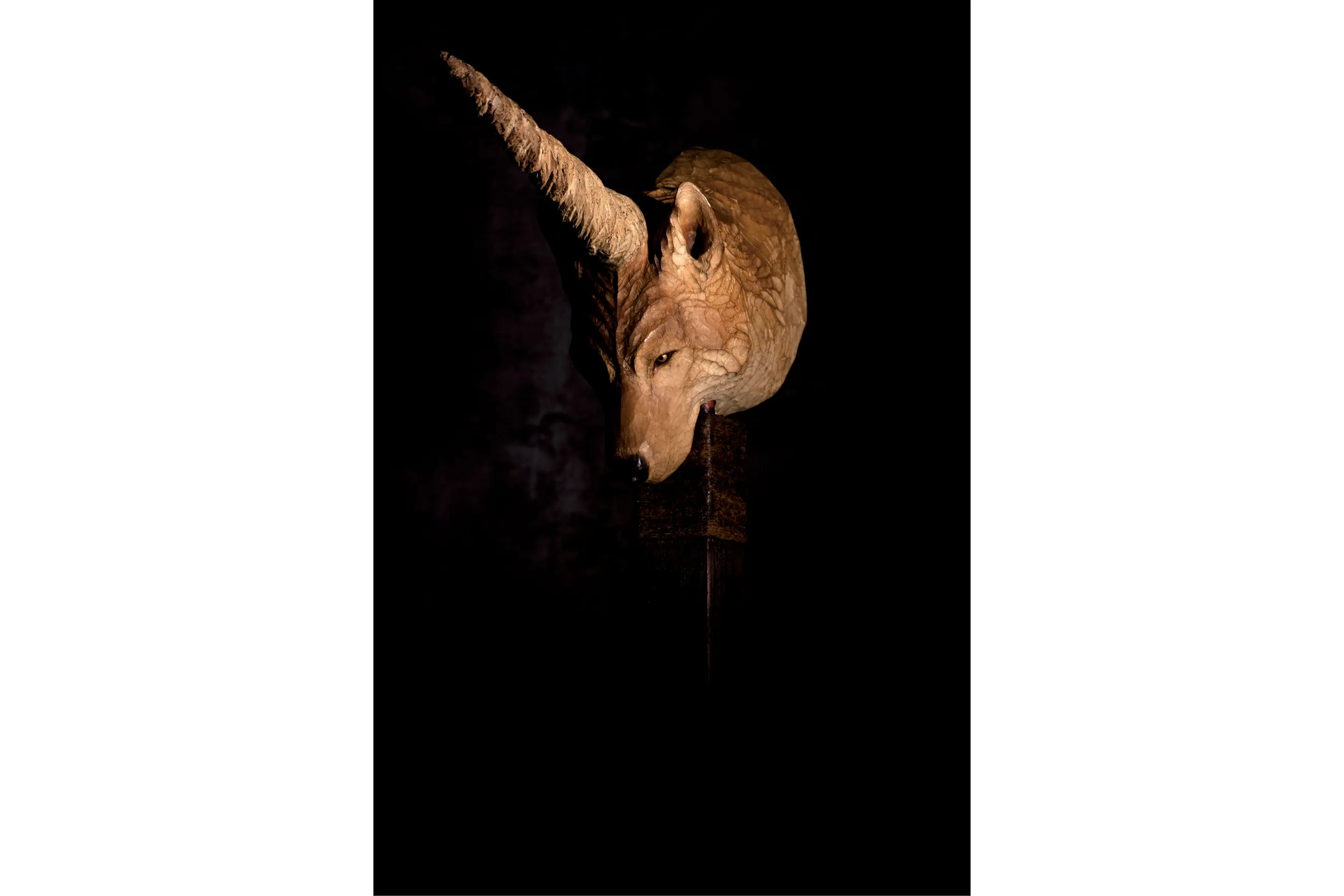 霊気を彫り出す彫刻家 大森暁生展