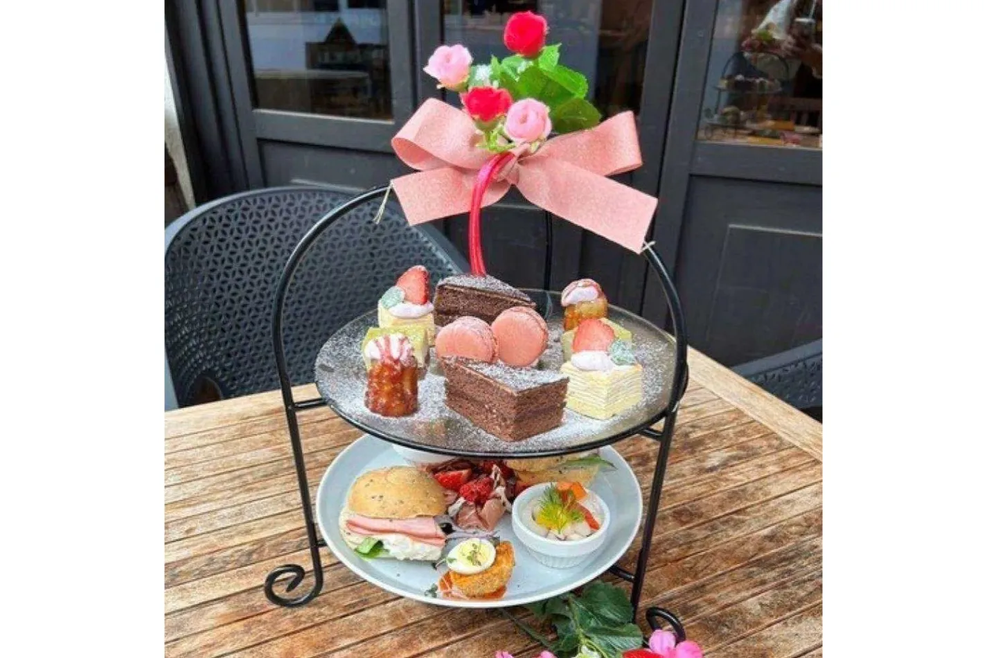 【季節のアフタヌーン★マンゴー＆白桃】夏を彩るティーセット【Cafe＆Rotisserie LA COCORICO 浦和店】_1