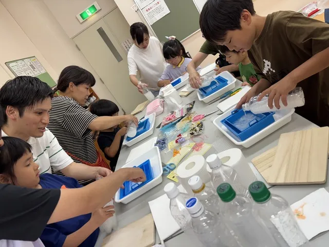 紙のリサイクルを学ぶ