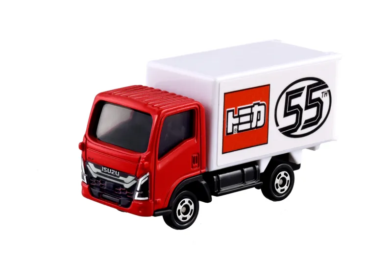 今年の入場記念トミカは、 いすゞ　エルフ　トミカ55周年記念トラックです！ （有料入場者のみ/無料入場の方を除く）※画像はイメージです